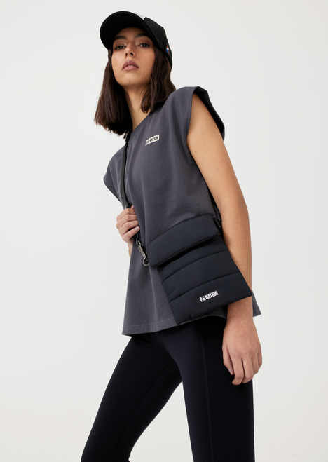 Inning Tee in Charcoal