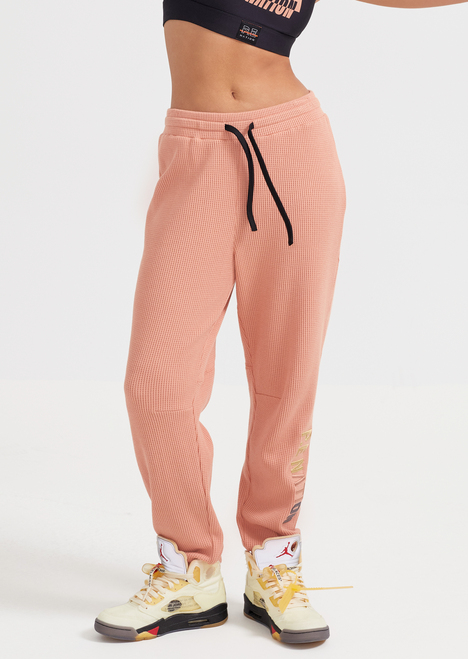 Rebound Trackpant in Peach